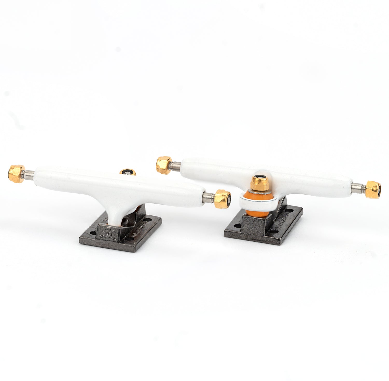 Blackriver Trucks 3.0 - White/Black 34mm