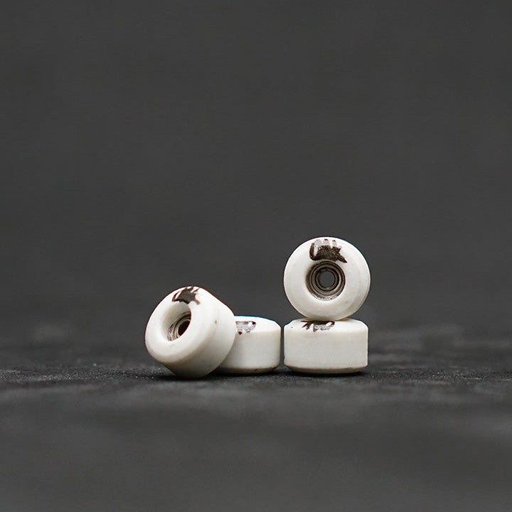 Oak Wheels - RV2 Simple Logo OG White