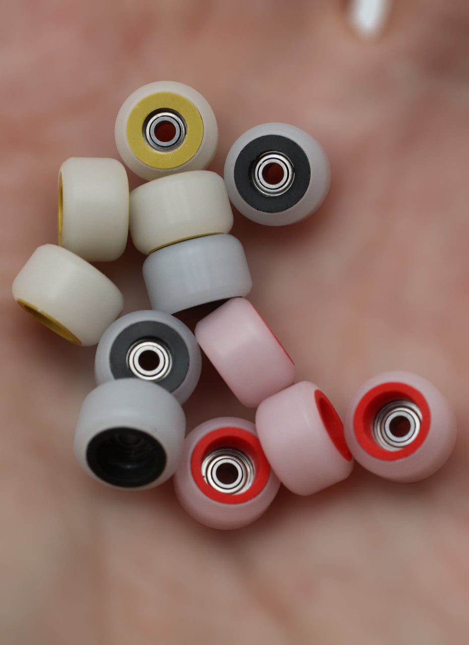 FlatFace Wheels - Dual Durometer V2 White/Blueberry