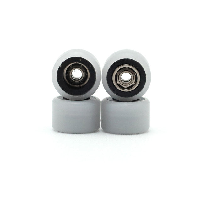 FlatFace Wheels - Dual Durometer V1 Bearing Wheels - Black/White