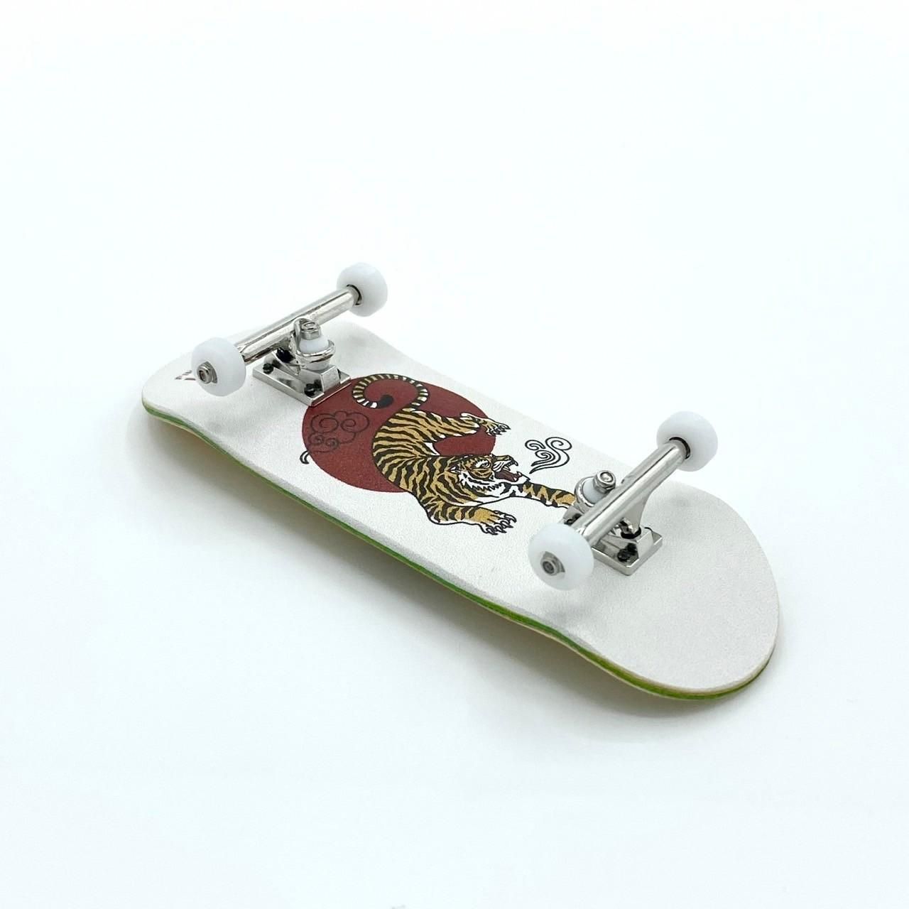 UAG - PRO COMPLETE - Tiger