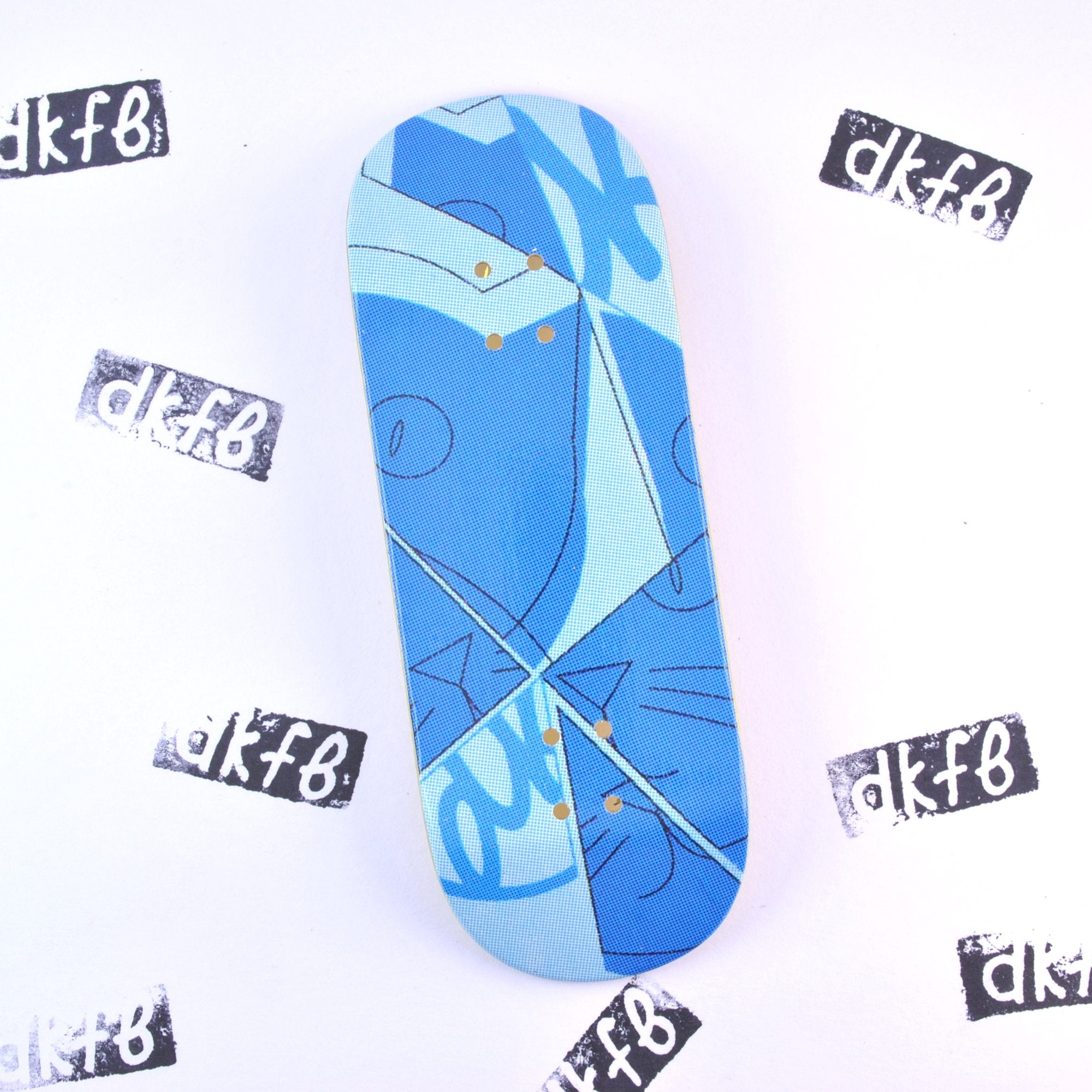 DK FB - 'Icecat'