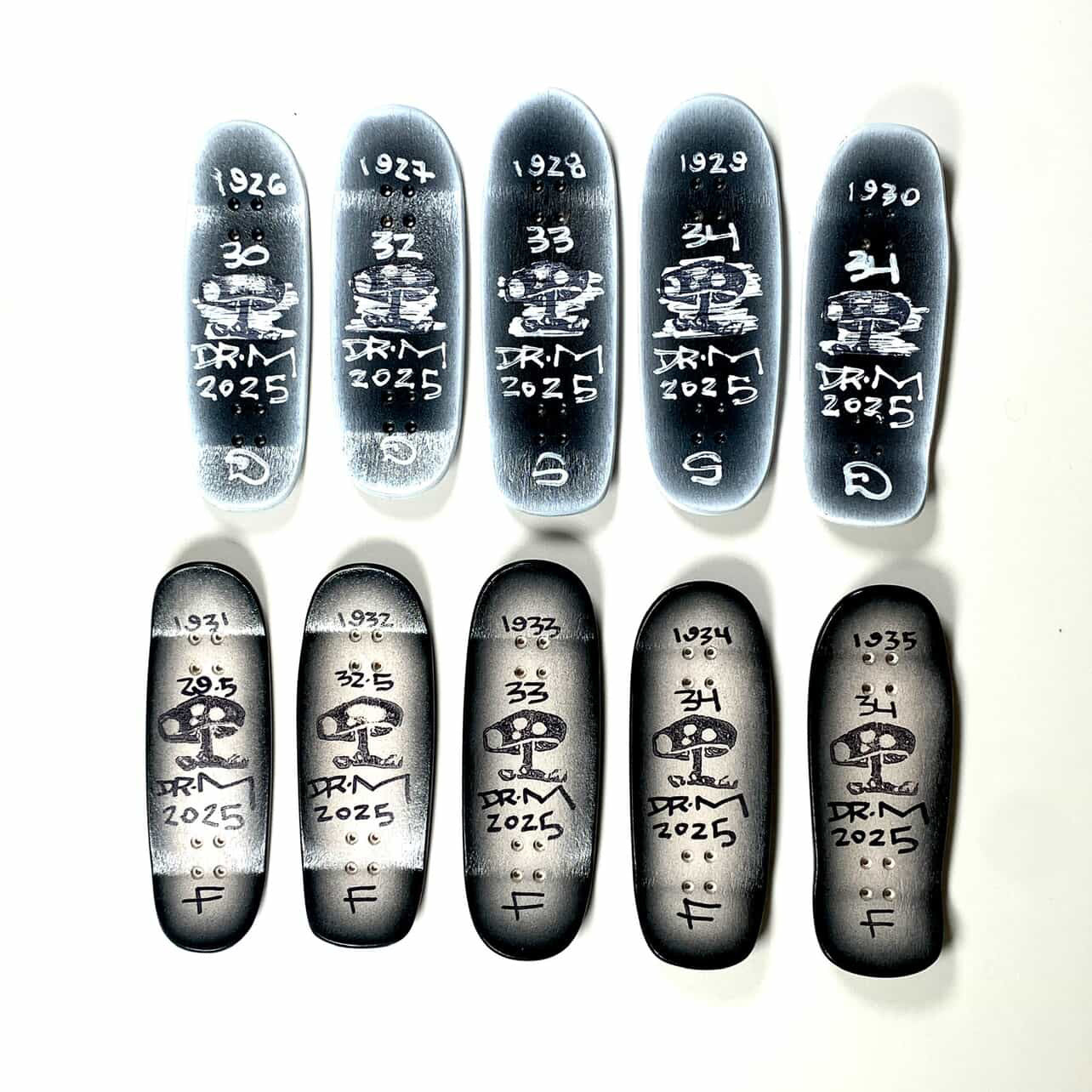 Dr. M Research Decks B&W Airbrushed (CatfishBBQ mold)