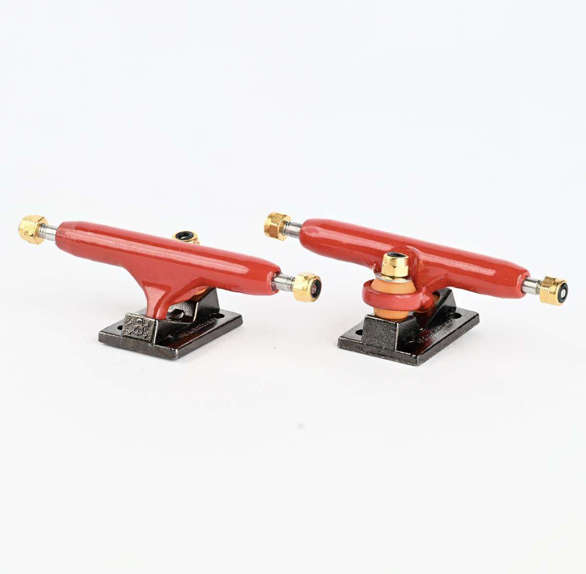 Blackriver Trucks 3.0 - Red/Black 32mm